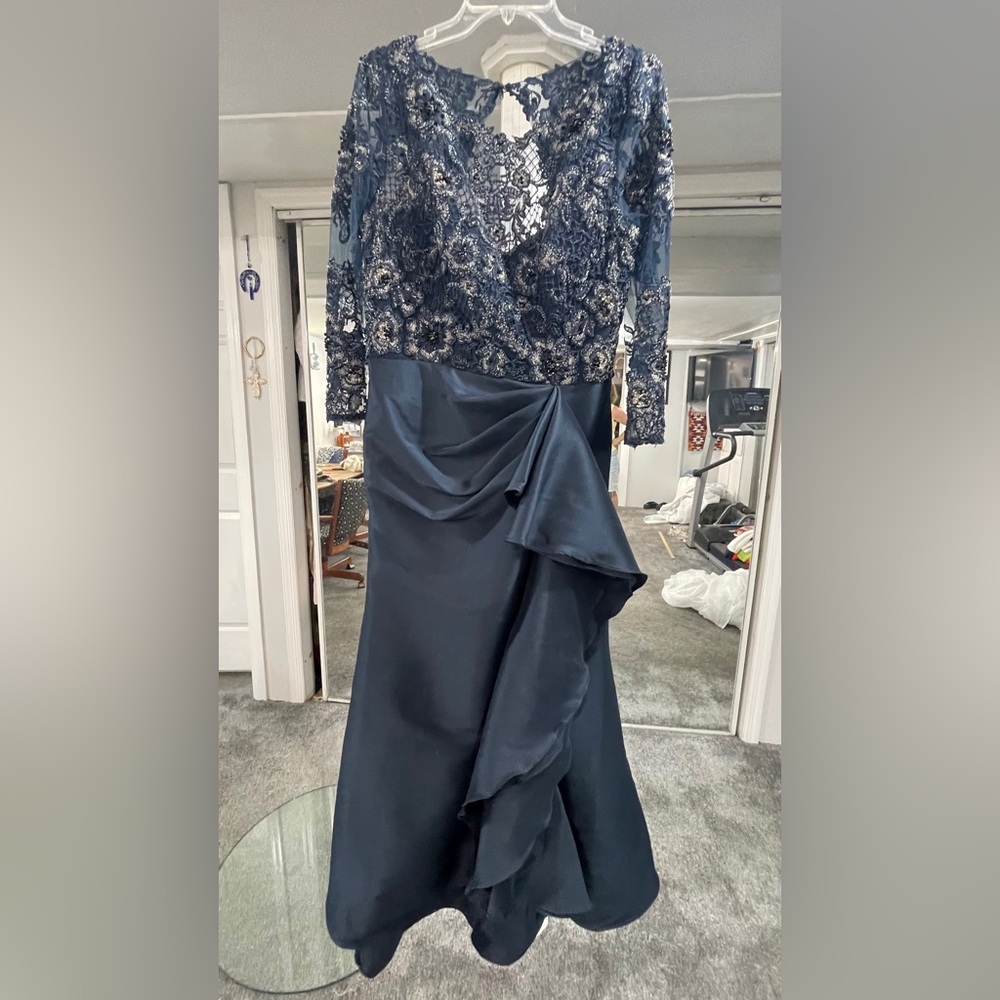 Badgley Mischka Couture Lace & Beaded Gown